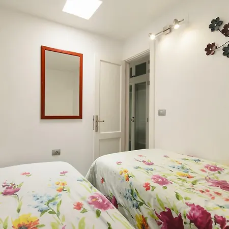Apartment Topes *